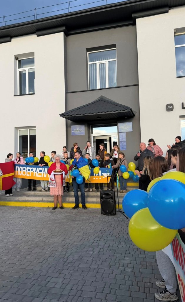 У Луківській громаді зустріли звільненого з полону воїна Віталія Мірчука