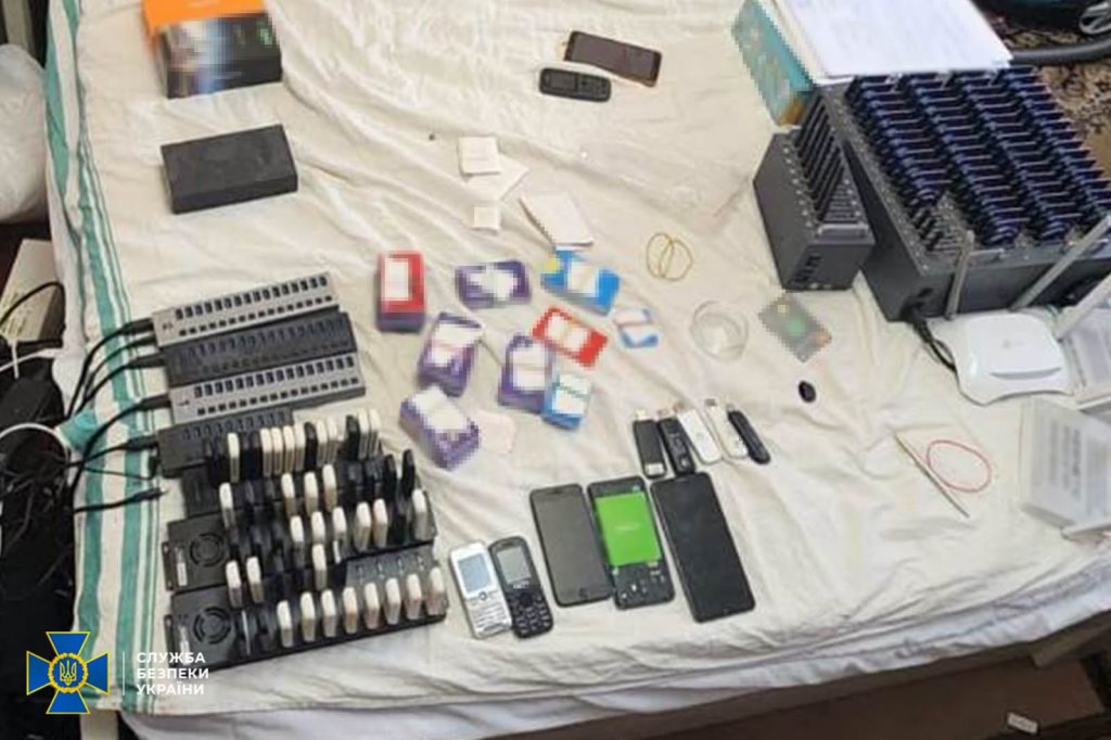 У Житомирі викрили ботоферму, через яку російські спецслужби розганяли фейки про Україну