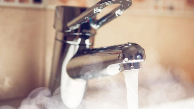 Внесли зміни до графіку відключення гарячої води у Луцьку