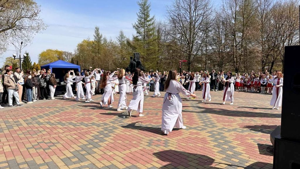 Третій день великодніх свят володимирчани відзначили гаївками