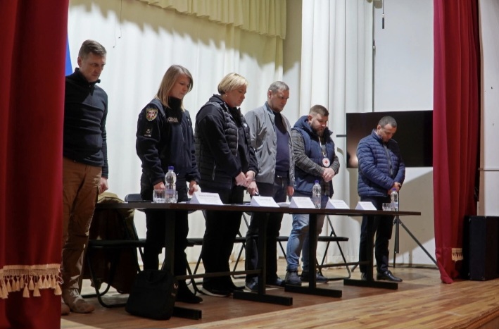 У Володимирі родини зниклих безвісти та полонених військовослужбовців зустрілись із представниками уповноважених органів