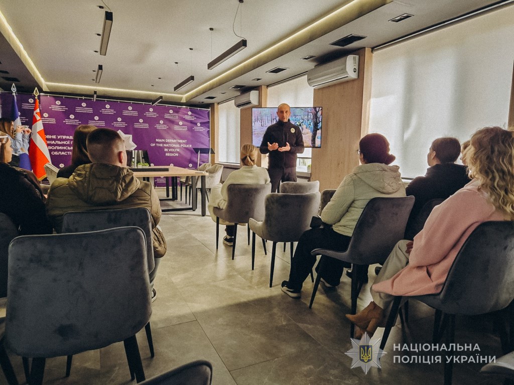 У Луцьку студенти-правники практикувалися з працівниками відділу криміналістичного забезпечення