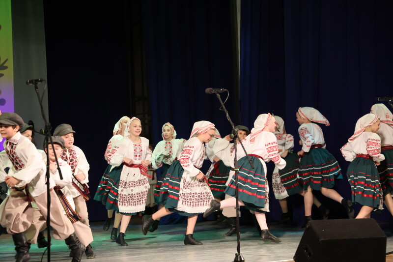 У Луцьку відбулося святкове фольклорно-обрядове дійство «Ой весна, весна, днем красна»