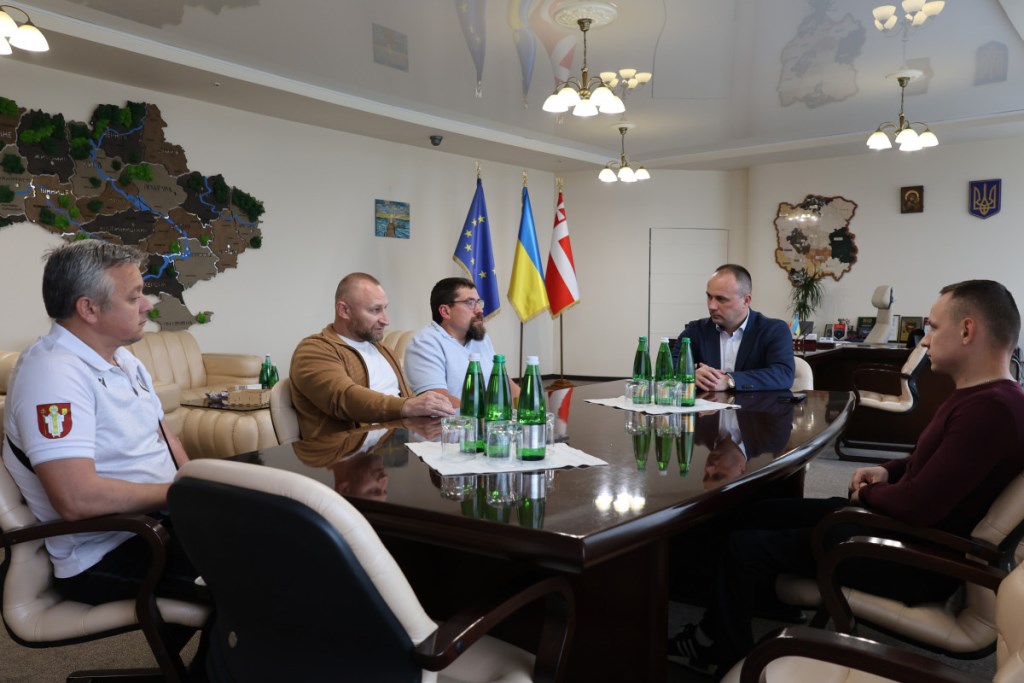 У Волинській ОВА обговорили розвиток ампфутболу в області