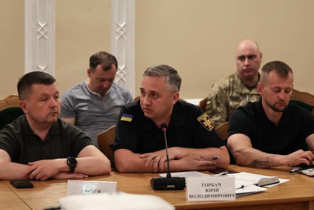 У Волинській ОВА обговорили стан та доступність захисних споруд у області