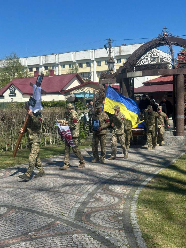 Попрощалися із Захисником з Устилузької громади Миколою Шевчуком
