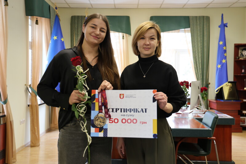 Катерина Шкльода зустрілася з борчинею, чемпіонкою Європи Анастасією Алпєєвою, яка здобула третє золото для України на чемпіонаті Європи-2026