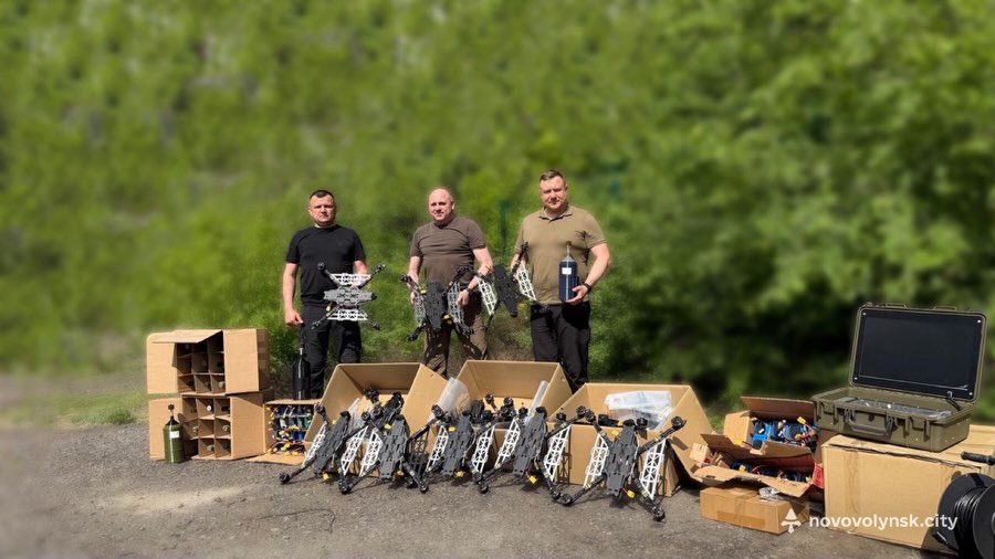 Захисникам на сході передали допомогу від Нововолинської громади