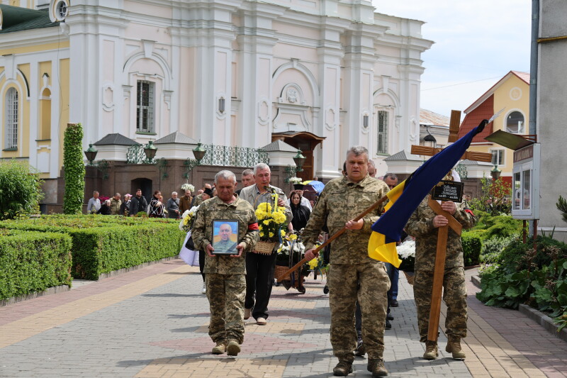 У Луцьку попрощалися із Героєм Олександром Кобильком