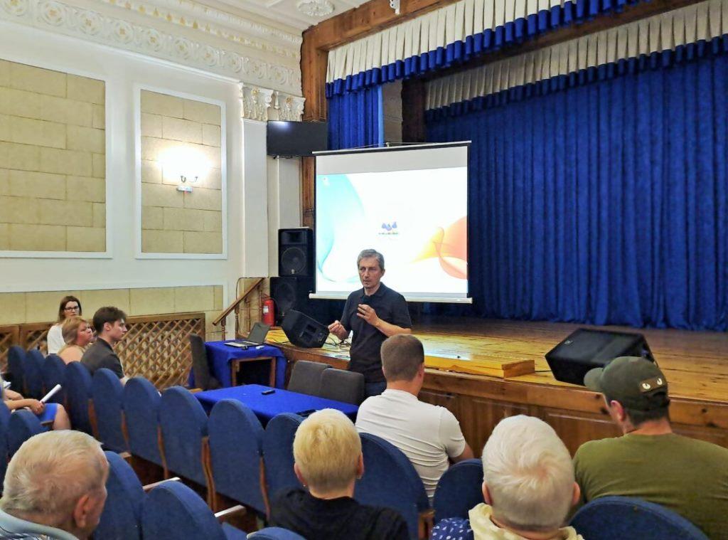 Ковельський міський голова провів зустріч з родинами захисників України, ветеранами та військовослужбовцями