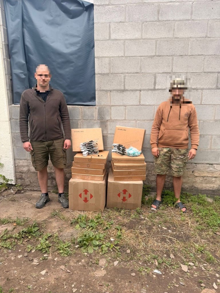 Захисникам передали нову партію допомоги від Камінь-Каширської громади