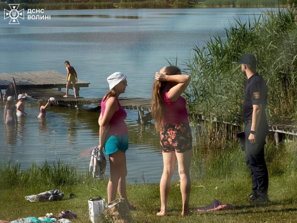 Офіцери-рятувальники громад Володимирського та Ковельського районів провели профілактичні заходи на водних об’єктах