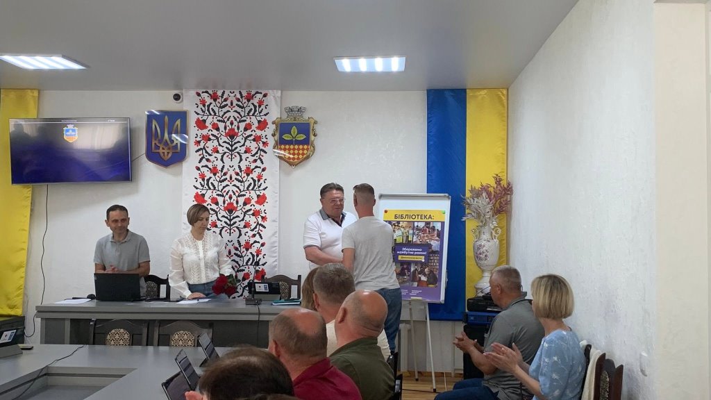 У Берестечківській громаді воїну Роману Гримайлу вручили почесну відзнаку Головнокомандувача ЗСУ