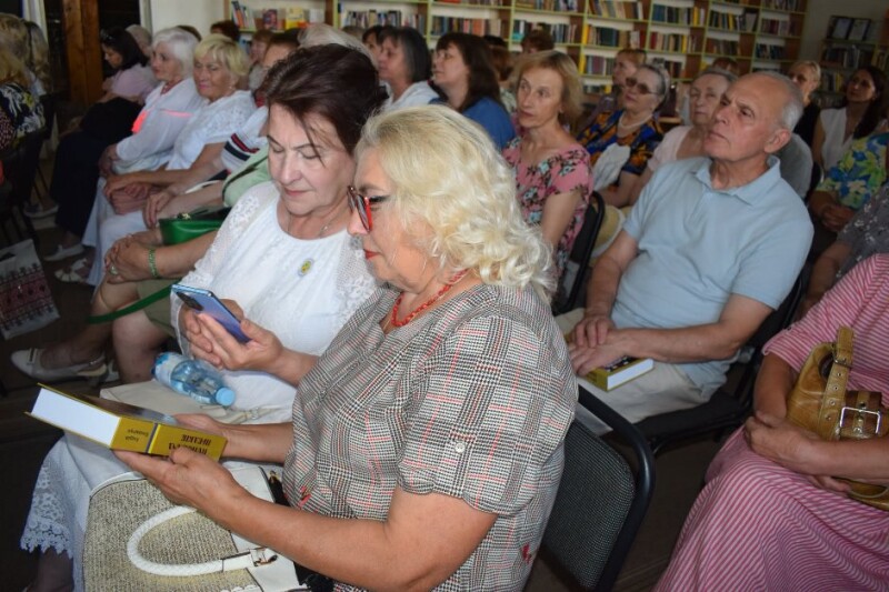 У Луцьку презентували новий роман Андрія Бондарчука «Пуповина предків»
