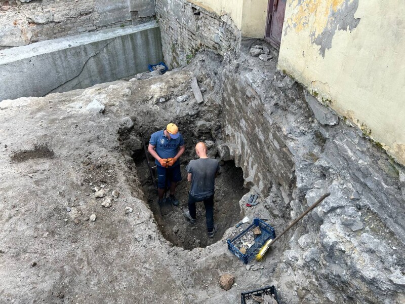 У Луцьку триває дослідження нововиявленої башти пана Свинюського Луцького Окольного замку