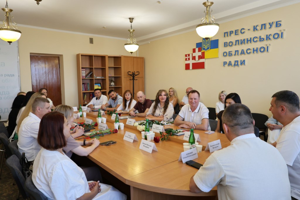На Волині відзначили науковців і молодих дослідників: вручили премії, стипендії та почесні відзнаки