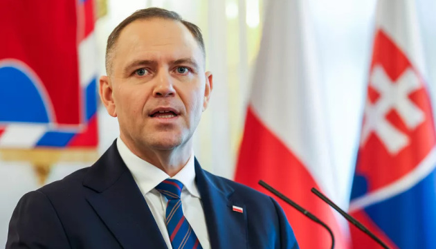 Навроцький виступив за заборону червоно-чорного прапора УПА в Польщі