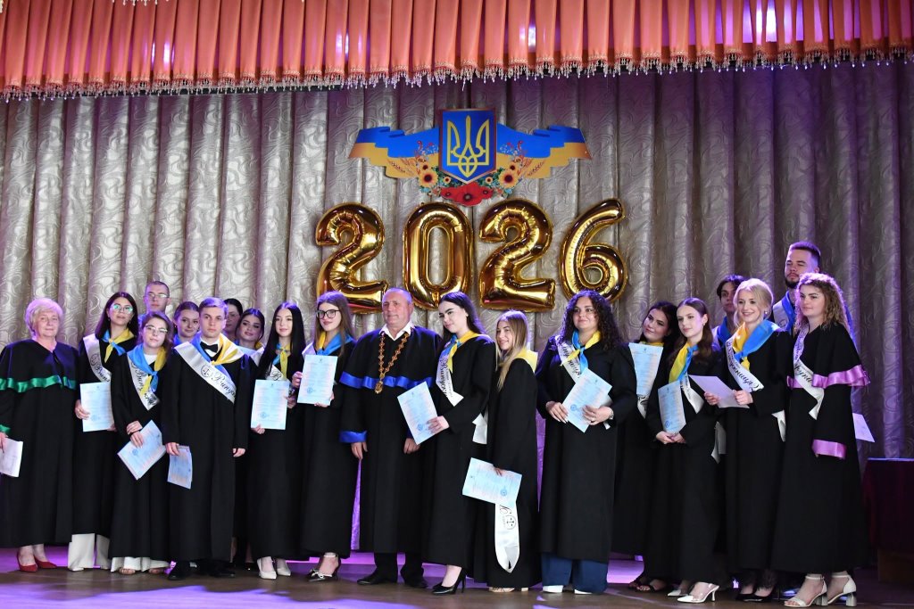 У Фаховому коледжі технологій, бізнесу та права Лесиного вишу – випускний