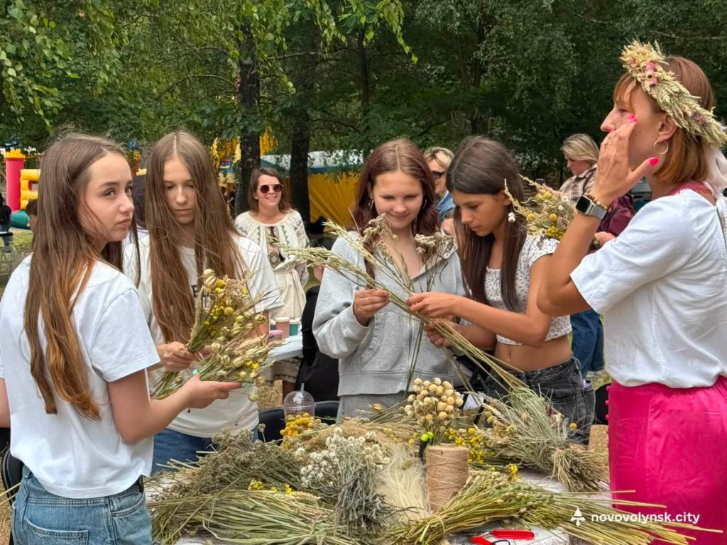 У Нововолинську організували благодійний етнофестиваль «Вогні Купала»