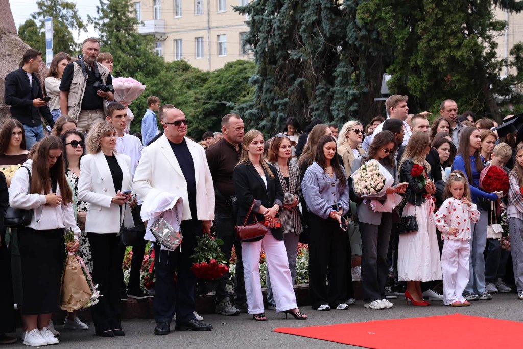 У бакалаврів Лесиного вишу – випускний