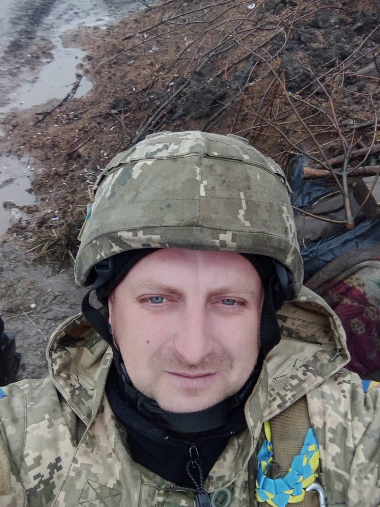Оваднівська громада проведе в останню земну дорогу Захисника України Олександра Ракоєдова