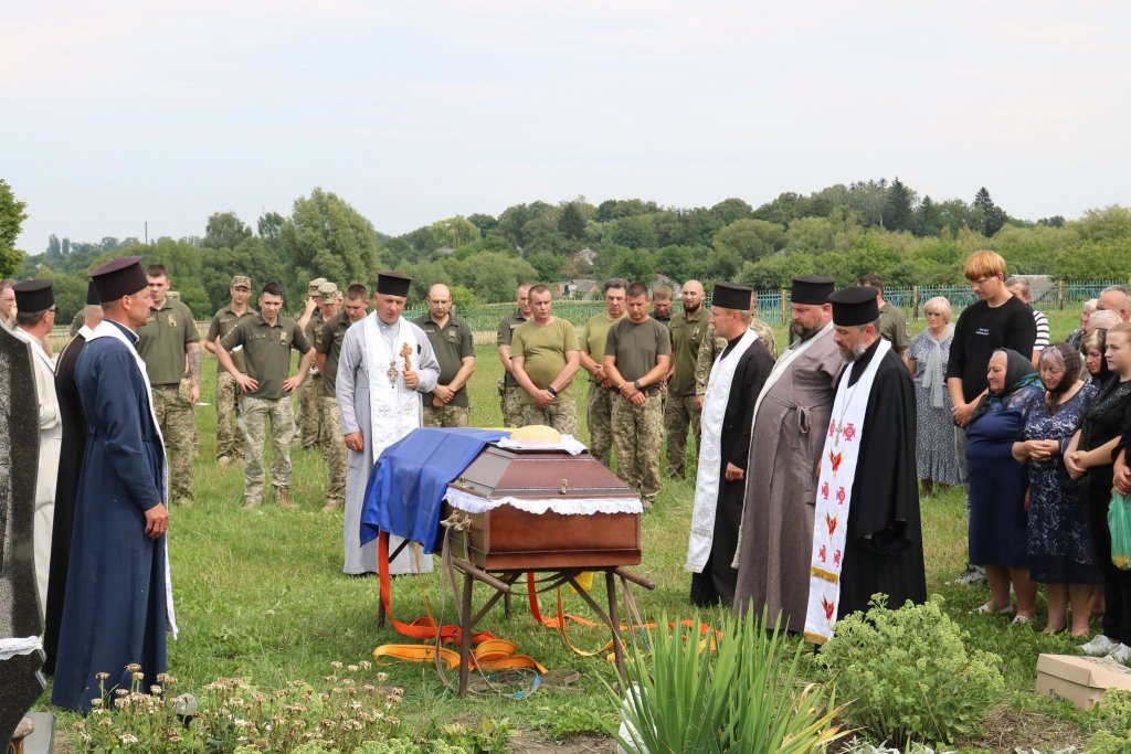 Горохівська громада віддала останню шану Захиснику України Павлу Шамрилу
