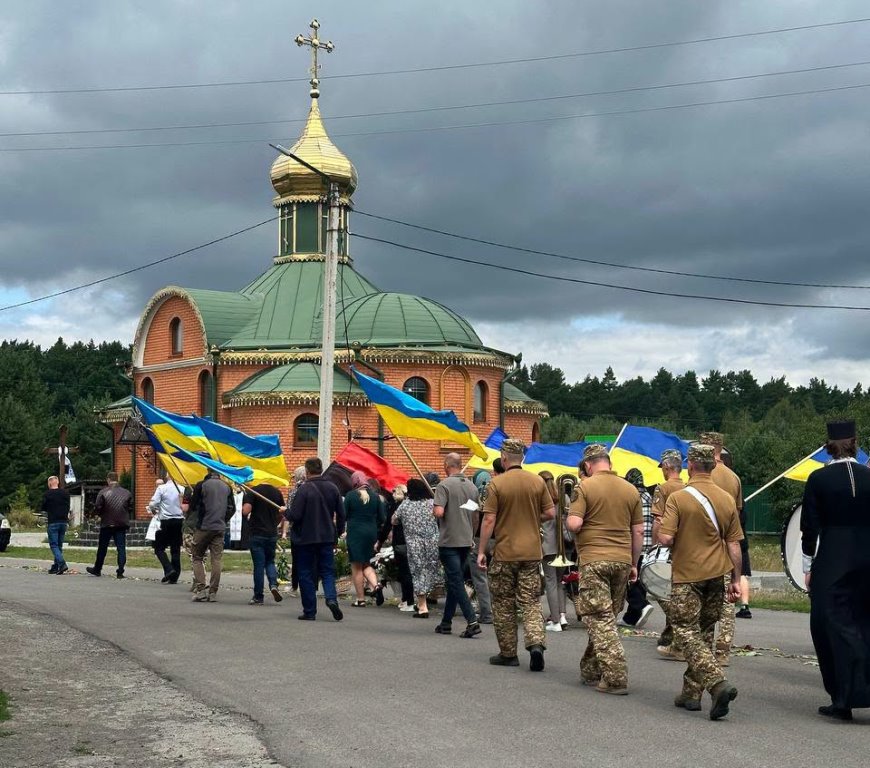 Підгайцівська громада попрощалася із загиблим Героєм Олегом Мазяром