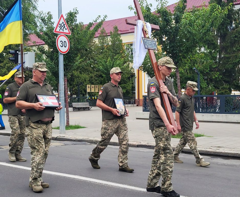 У Ковелі попрощалися із воїном Віталієм Мартинюком
