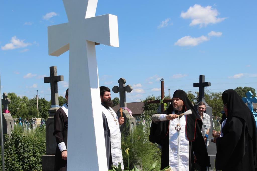 У Рожищенській громаді освятили пам’ятний хрест на честь полеглих воїнів Дієвої армії УНР