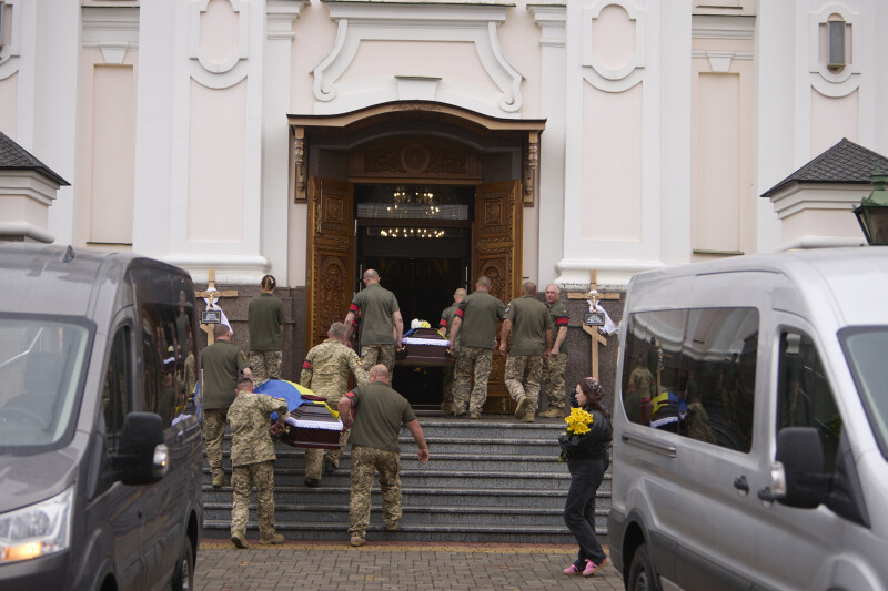 У Луцьку попрощалися з Героями Святославом Смалем та Михайлом Малкушем