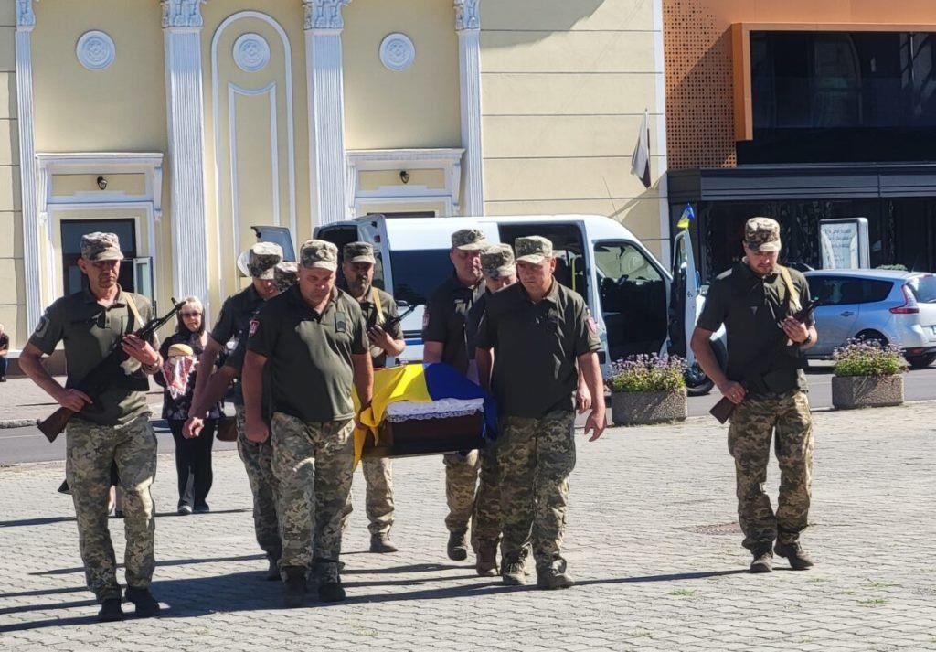 Назавжди 32: Ковель попрощався з Героєм Олегом Бортніком