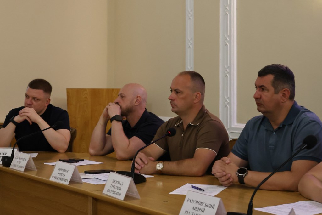У Волинській ОВА обговорили організацію системної підготовки населення області до національного спротиву