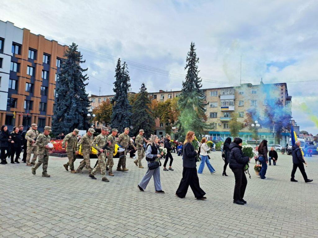 Істинний морський піхотинець: Ковельська громада віддала останню шану Герою Павлу Коломійчуку