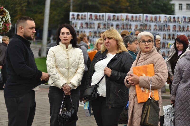 У Луцьку зустріли 27-річного захисника Павла Літвіна після понад чотирьох років російського полону